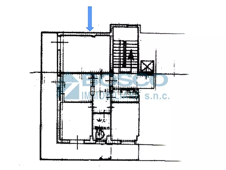 Immagine 15 di Quadrilocale in vendita  in Via Lunense a Carrara