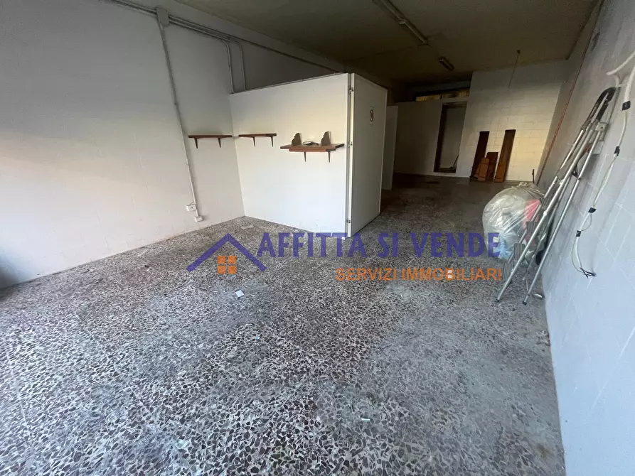 Immagine 7 di Attività artigianale in affitto  in Via Polonia 3 a Siracusa