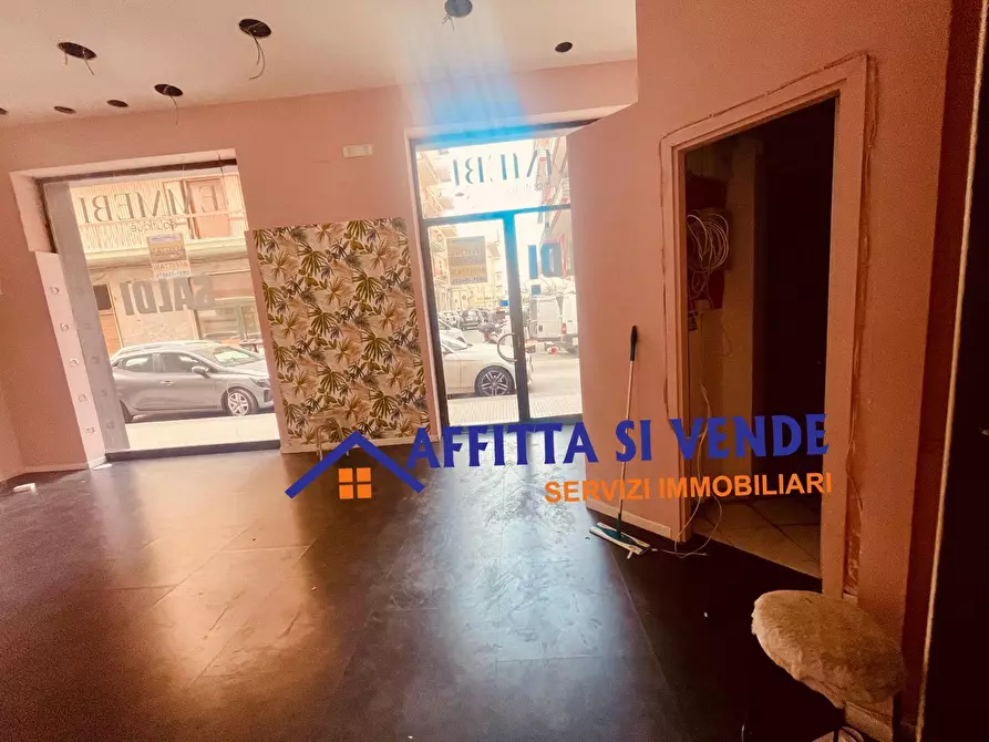 Immagine 5 di Locale commerciale in affitto  in Via Oglio 1 a Siracusa