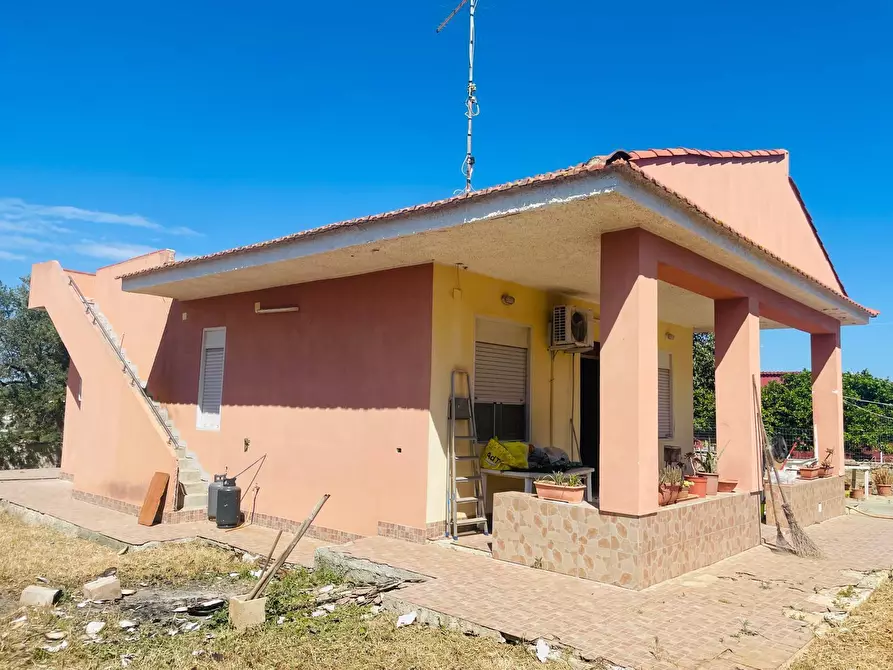 Immagine 2 di Casa indipendente in vendita  in Strada Benali 190 a Siracusa