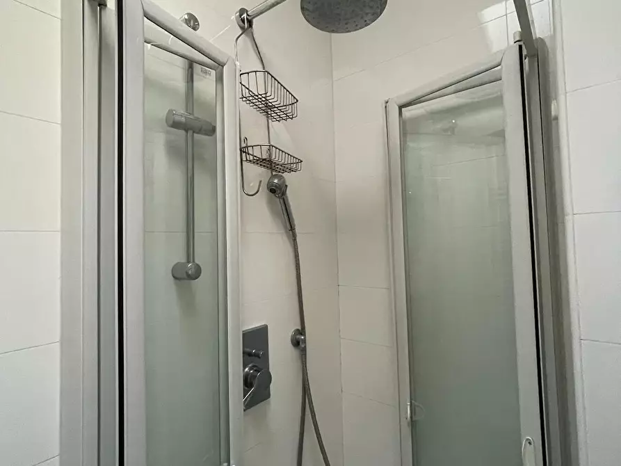 Immagine 13 di Bilocale in vendita  a Pescara