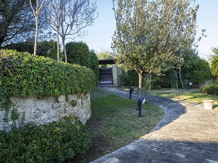 Immagine 11 di Villa in vendita  a Santa Maria Imbaro