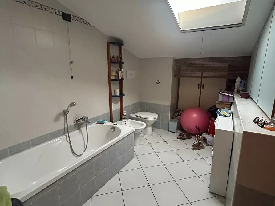 Immagine 16 di Pentalocale in vendita  a Pescara