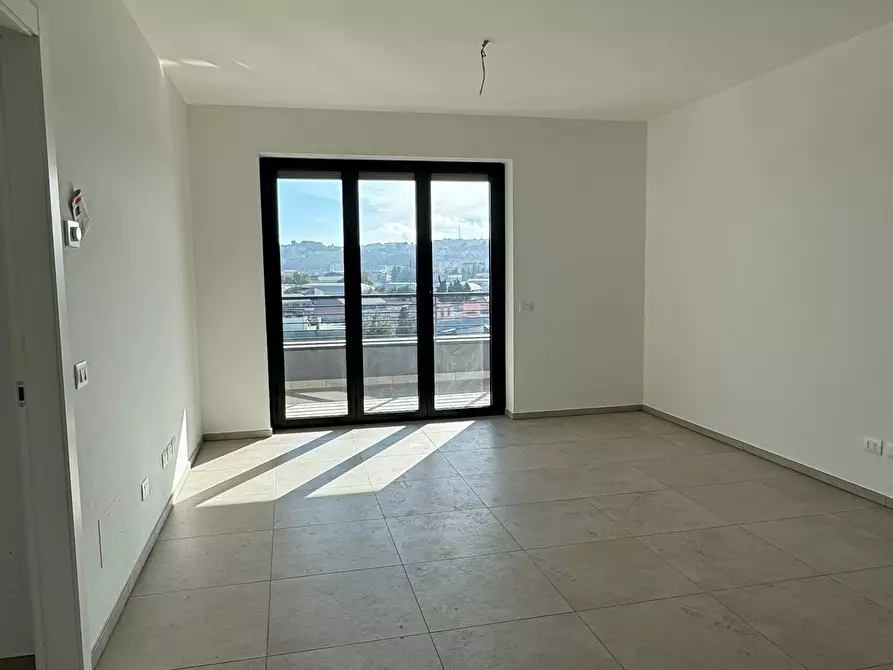 Immagine 5 di Trilocale in affitto  a Pescara