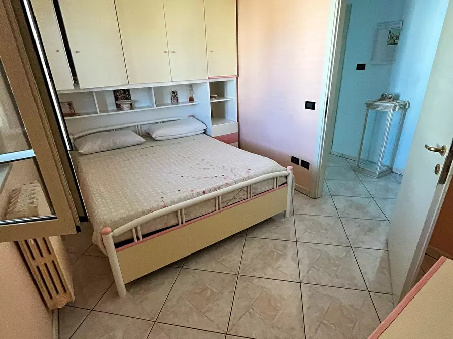 Immagine 26 di Casa trifamiliare in vendita  a Pescara