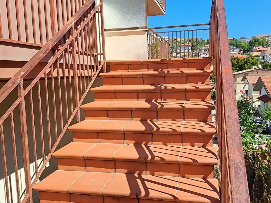 Immagine 13 di Pentalocale in vendita  a Pescara