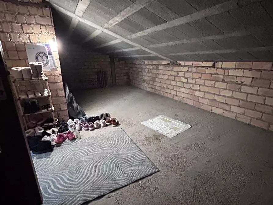 Immagine 11 di Casa indipendente in vendita  a Pescara