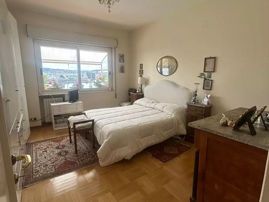 Immagine 12 di Attico in vendita  a Pescara