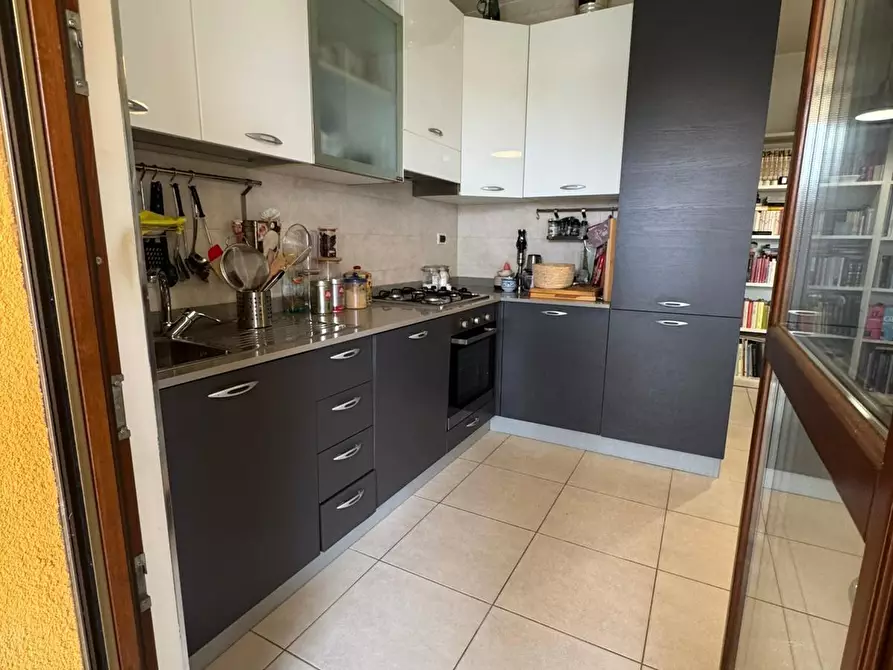 Immagine 3 di Trilocale in vendita  a Pescara