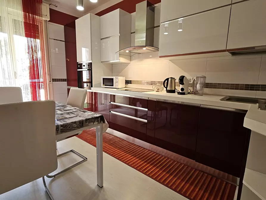 Immagine 12 di Bilocale in affitto  in Via Fratelli Betti 289 a Rapallo