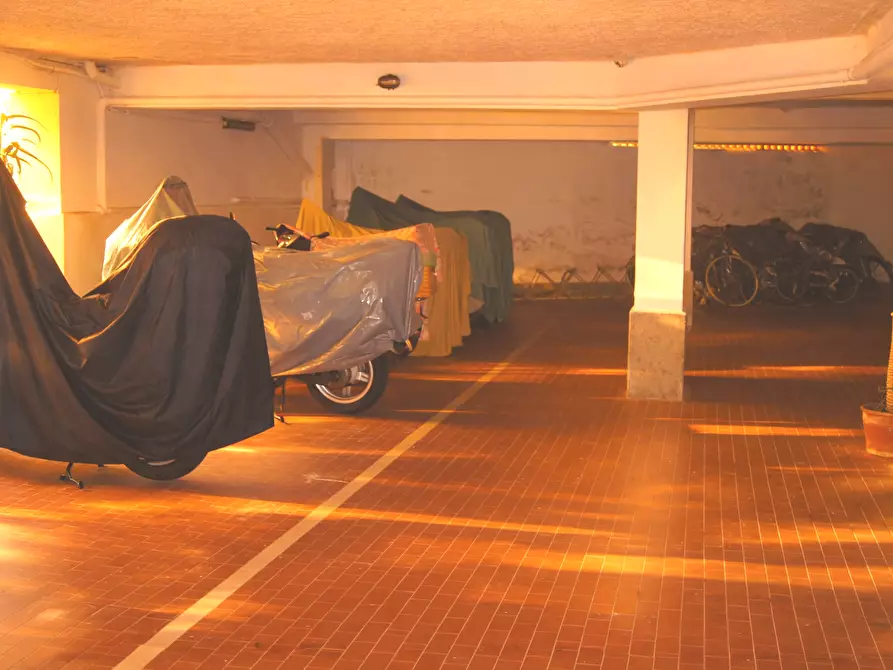 Immagine 4 di Trilocale in vendita  a Rapallo