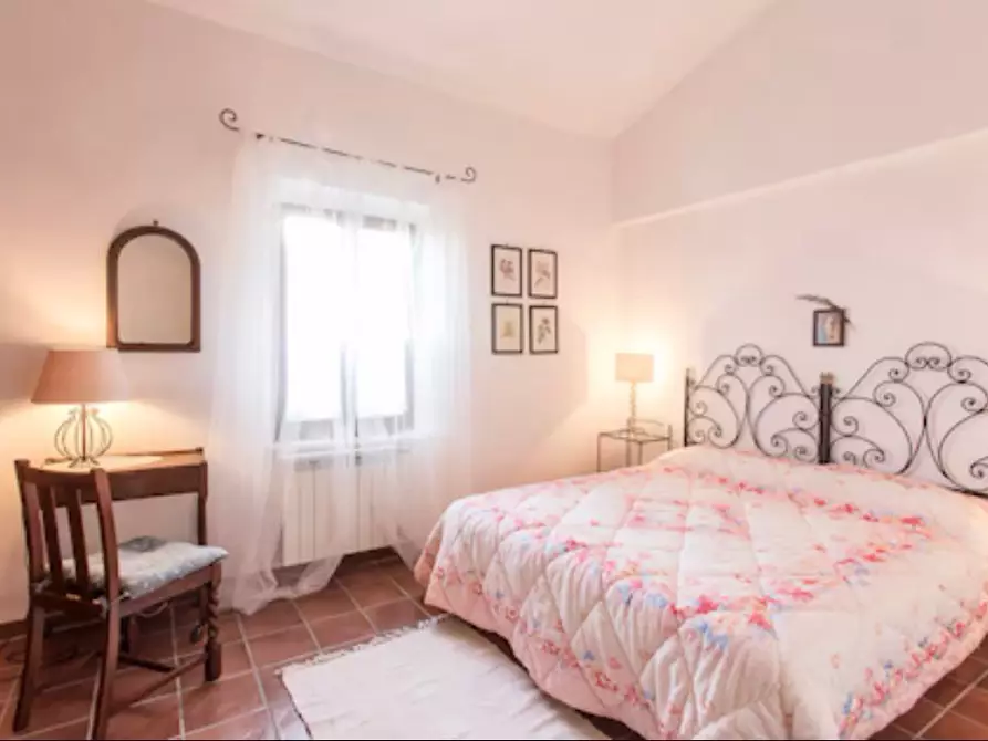 Immagine 5 di Bilocale in vendita  a Torrita Tiberina