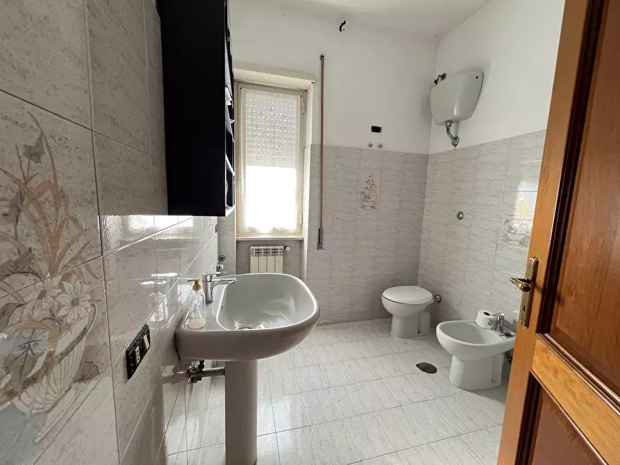 Immagine 10 di Villa in vendita  a Fiano Romano