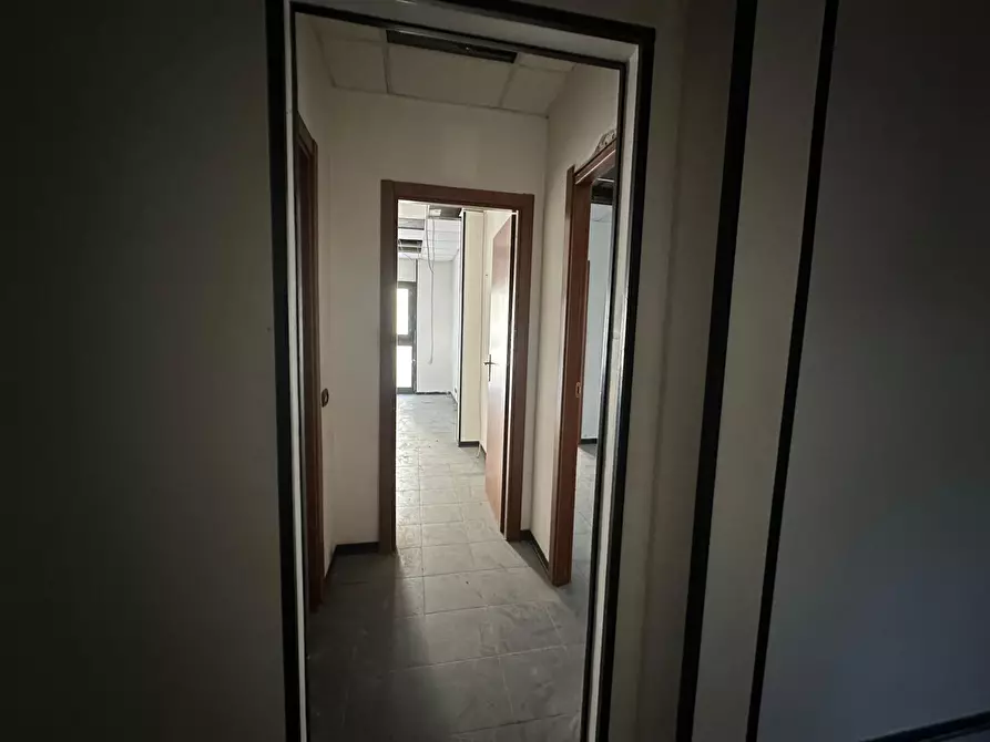 Immagine 15 di Ufficio in affitto  in Via Monte Giberto 133 a Roma