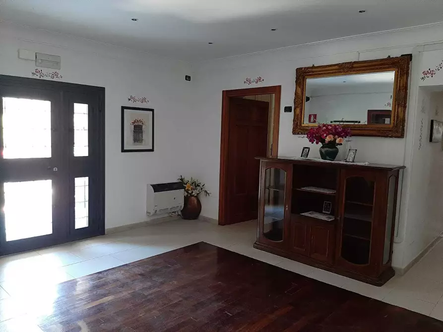 Immagine 16 di Palazzo in vendita  in Via Prato della Corte 12 a Fiano Romano