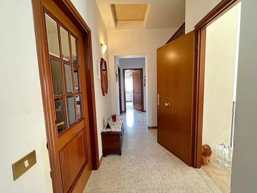 Immagine 9 di Villa in vendita  a Fiano Romano