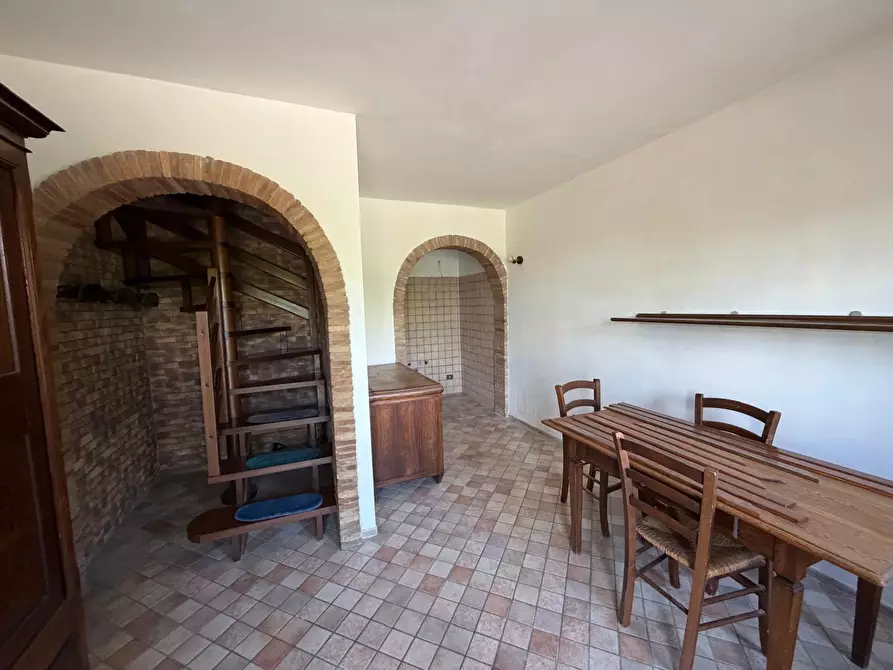 Immagine 9 di Palazzo in vendita  in Via Vittorio Emanuele III 28 a Nazzano