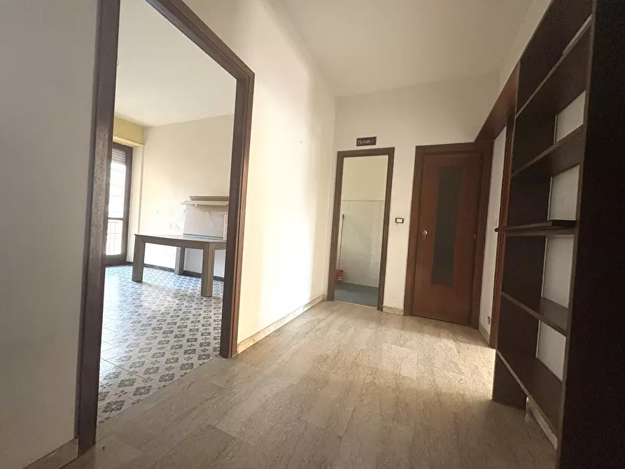 Immagine 18 di Trilocale in vendita  in Via Barletta 158 a Torino