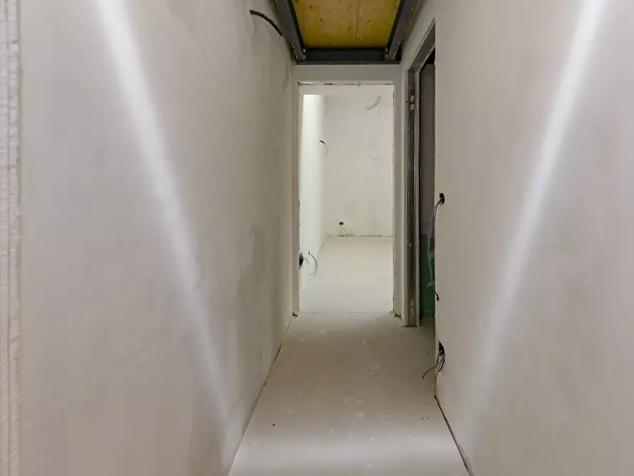 Immagine 12 di Loft/Open space in vendita  in Via Ugo Foscolo 6 a Torino