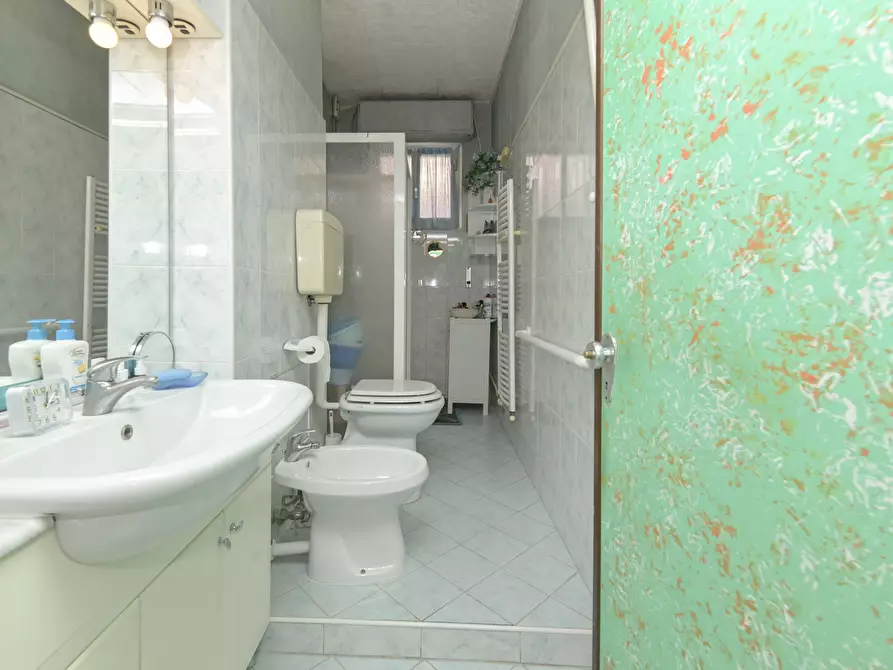 Immagine 43 di Quadrilocale in vendita  in Via Giovanni Roveda 25 a Torino