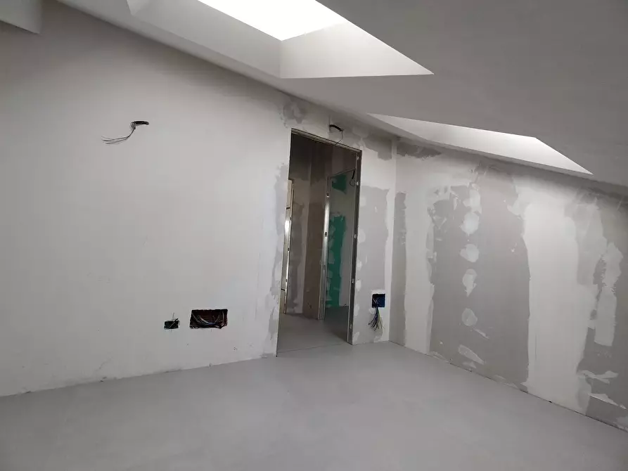 Immagine 22 di Bilocale in vendita  in Via Pietro Cossa 105 a Torino