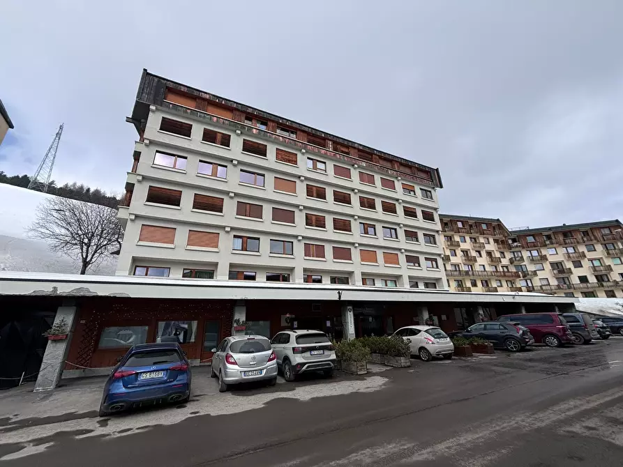 Immagine 16 di Quadrilocale in vendita  in Via Monterotta 6 a Sestriere