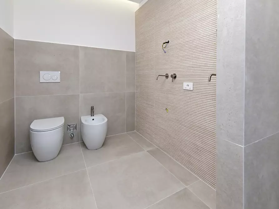 Immagine 40 di Quadrilocale in vendita  in Via Eusebio Bava 20 bis a Torino