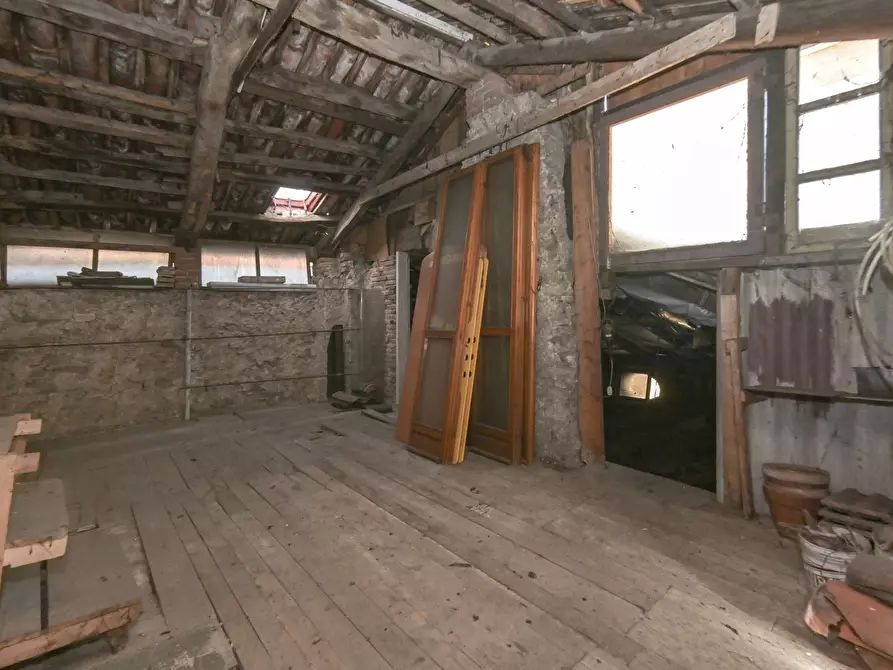 Immagine 46 di Porzione di casa in vendita  in via salvatore mura 18 a Front