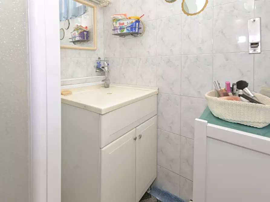 Immagine 40 di Quadrilocale in vendita  in Via Giovanni Roveda 25 a Torino