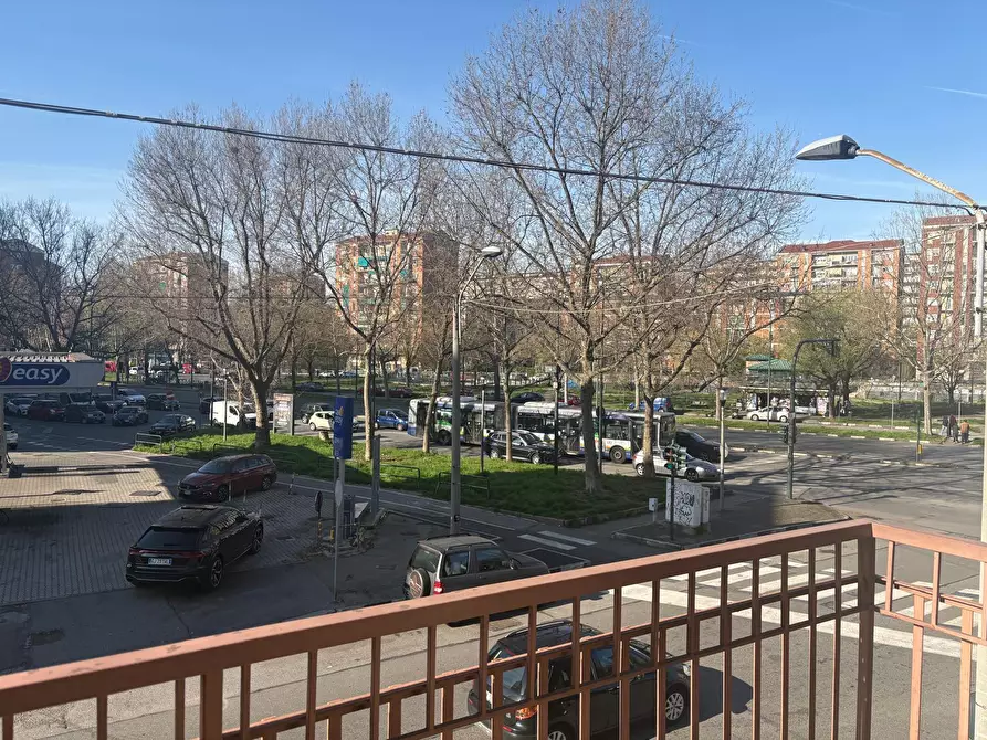 Immagine 21 di Trilocale in vendita  in Via Barletta 158 a Torino