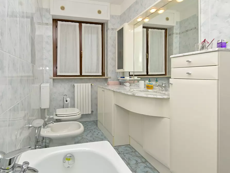 Immagine 23 di Quadrilocale in vendita  in strada del villaretto 204 a Torino