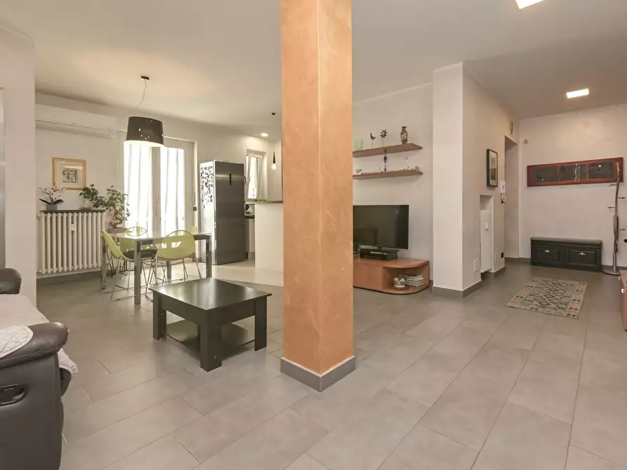 Immagine 15 di Trilocale in vendita  in Corso Monte Cucco 146 a Torino