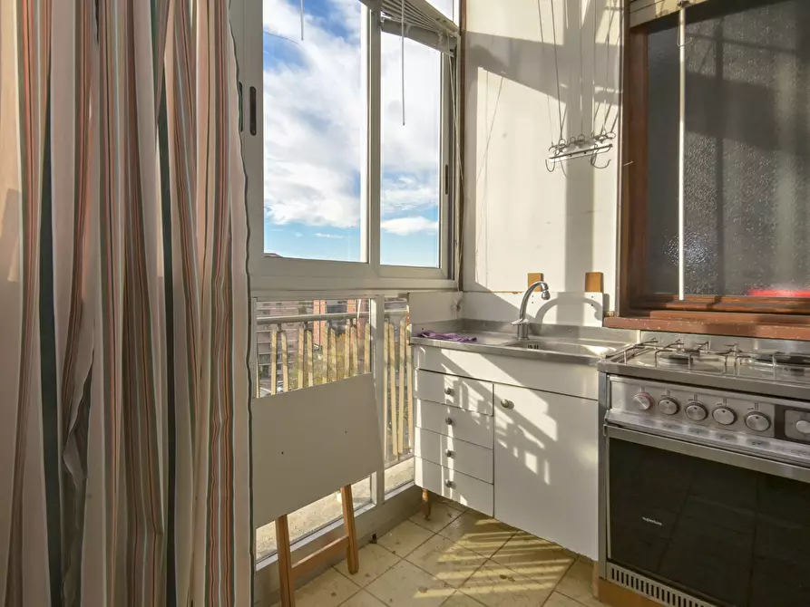 Immagine 27 di Quadrilocale in vendita  in Via Onorato Vigliani 140 a Torino