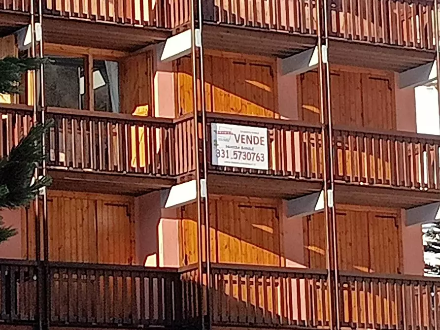 Immagine 32 di Trilocale in vendita  in Via del Colle 5252 a Sestriere