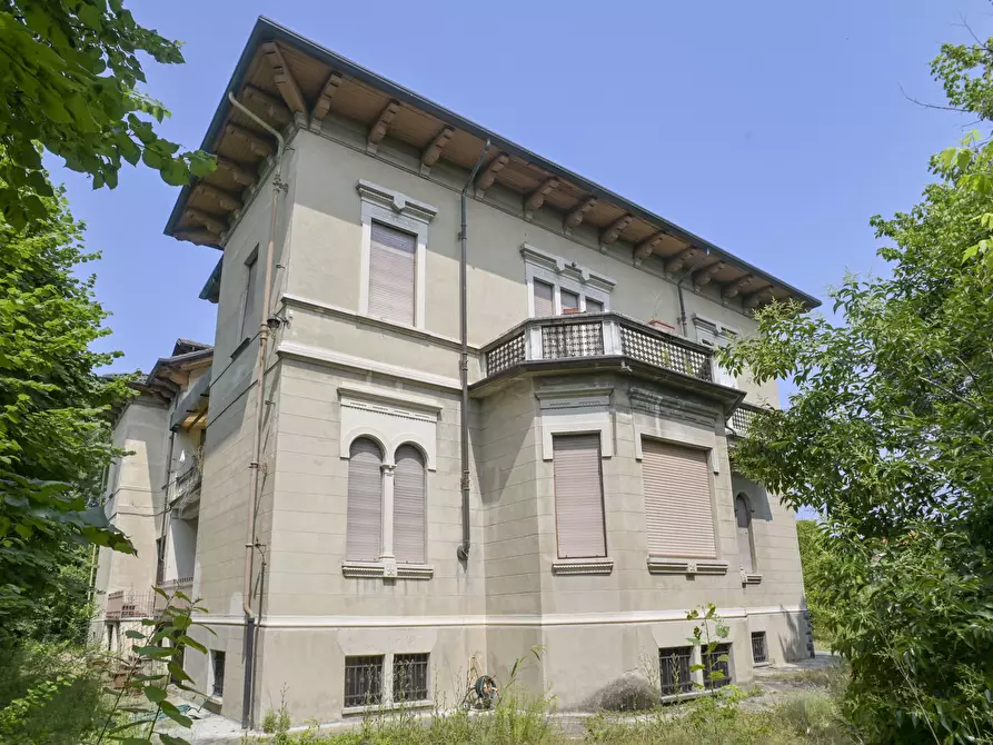 Immagine 1 di Villa in vendita  in Via Martiri della Libertà 168 a Cossato
