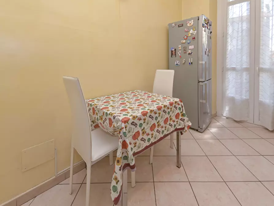Immagine 21 di Quadrilocale in vendita  in via Livorno 9 a Torino