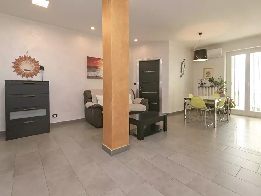 Immagine 13 di Trilocale in vendita  in Corso Monte Cucco 146 a Torino