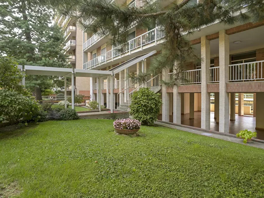 Immagine 4 di Trilocale in vendita  in Corso Monte Cucco 146 a Torino