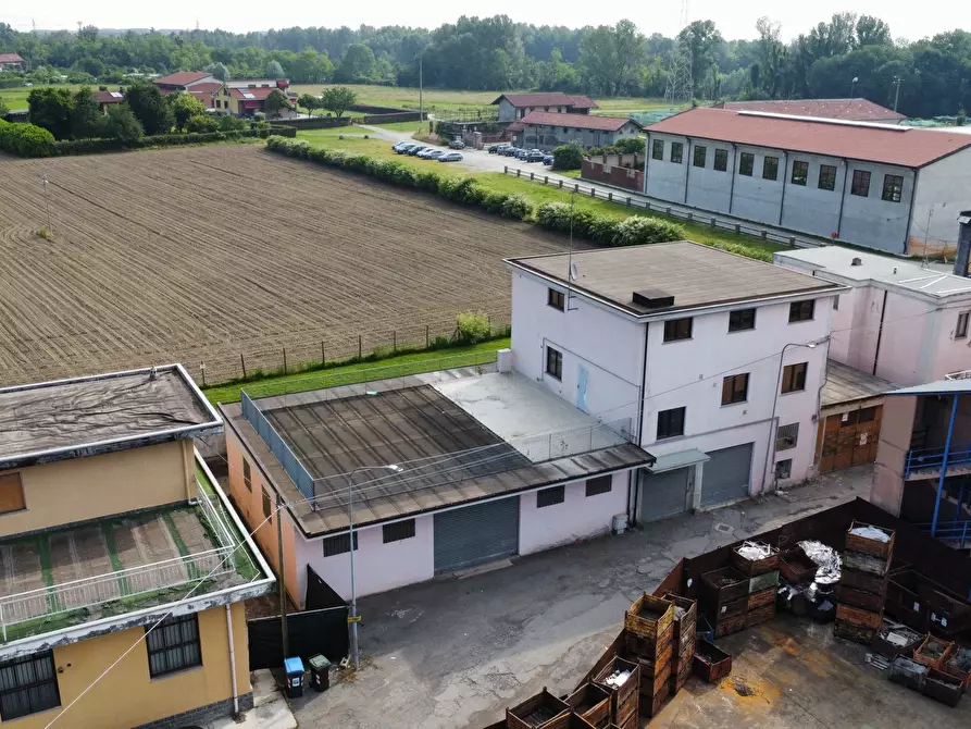 Immagine 1 di Attività artigianale in vendita  in via Giuseppe Cavallo 18 a Venaria Reale