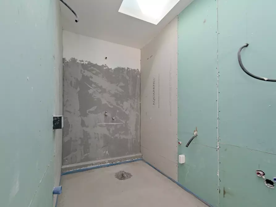 Immagine 21 di Loft/Open space in vendita  in Via Ugo Foscolo 6 a Torino