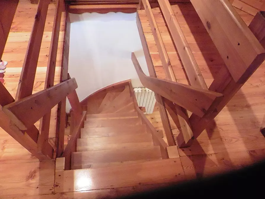 Immagine 47 di Attico in vendita  in Strada per Le Gleise 57 a Bardonecchia