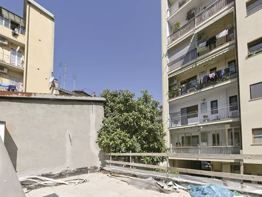 Immagine 30 di Loft/Open space in vendita  in Via Ugo Foscolo 6 a Torino