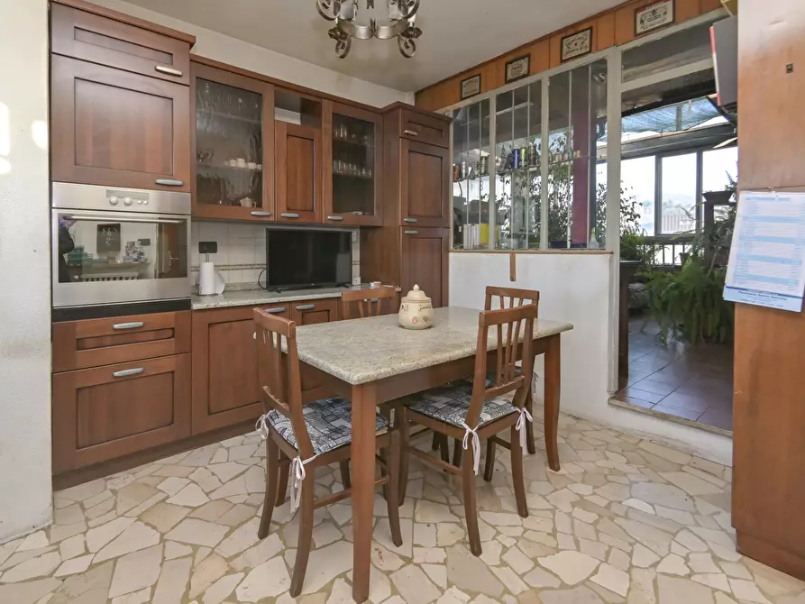 Immagine 50 di Attico in vendita  in Via Ventimiglia 76 a Torino