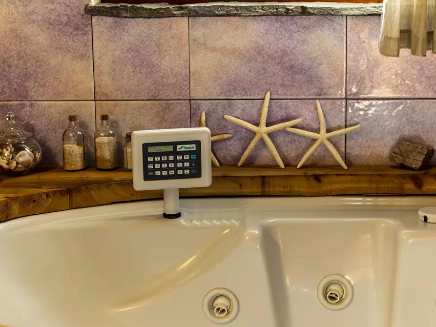 Immagine 37 di Baita in vendita  in Borgata Gleise 30 a Bardonecchia