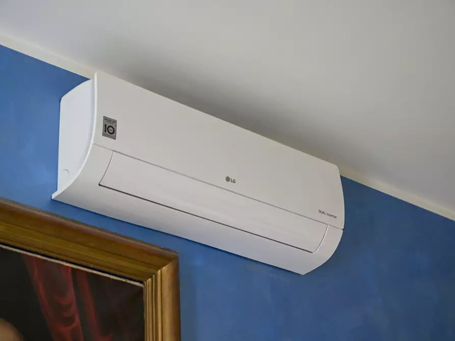 Immagine 37 di Pentalocale in vendita  in Via Trana a Torino