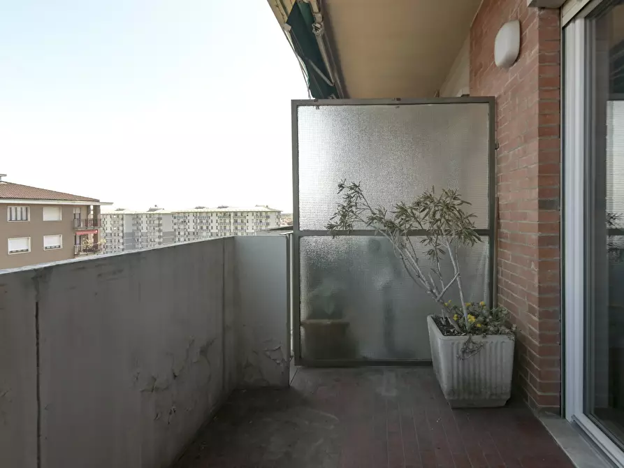 Immagine 16 di Quadrilocale in vendita  in Via Buenos Aires a Torino