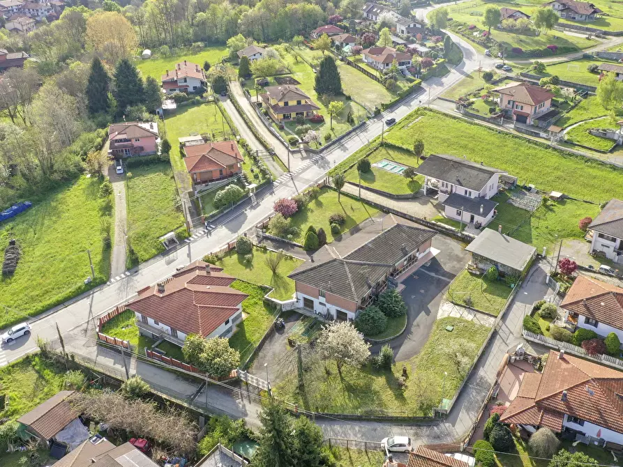 Immagine 4 di Villa in vendita  in via Giacomo Tinetti 4 a San Martino Canavese