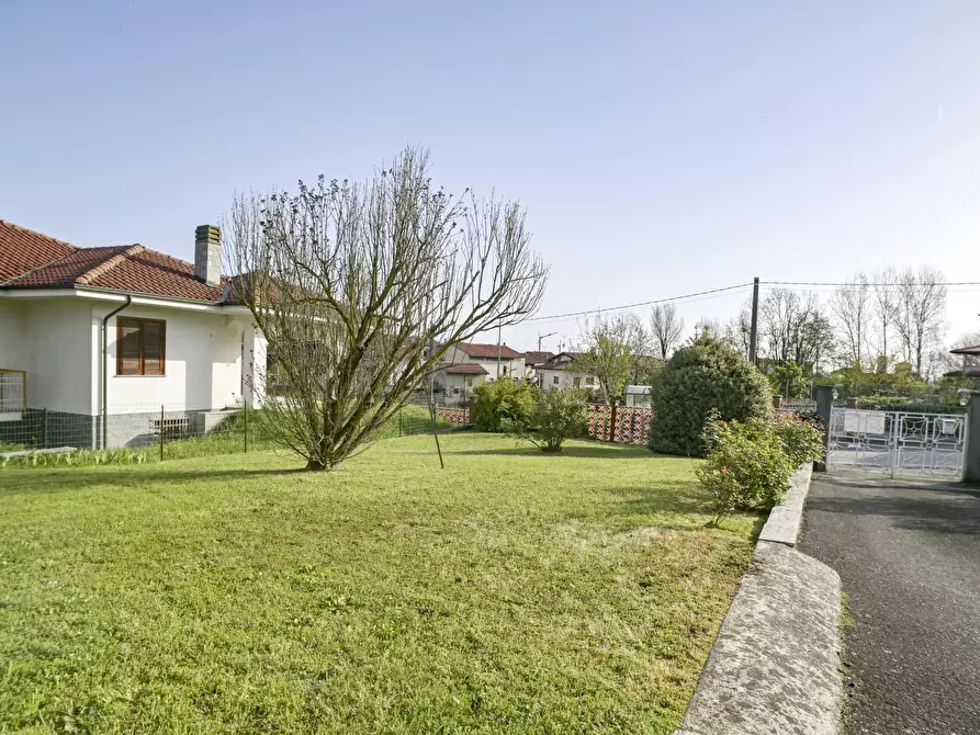 Immagine 18 di Villa in vendita  in via Giacomo Tinetti 4 a San Martino Canavese