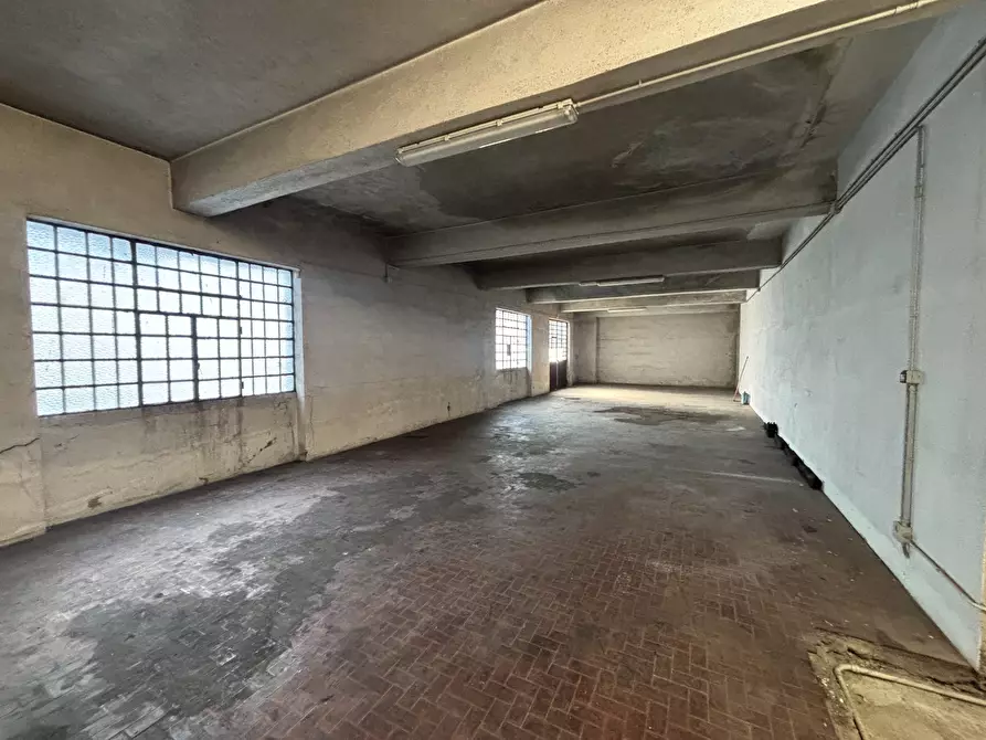 Immagine 5 di Capannone industriale in vendita  in Via Parella 3 a Torino