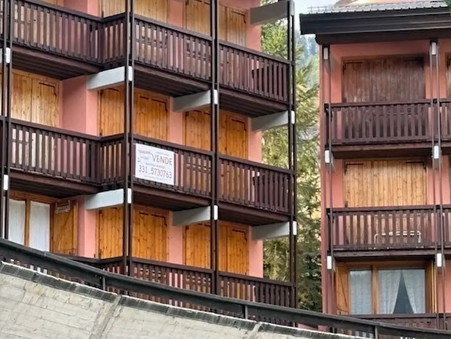 Immagine 2 di Trilocale in vendita  in Via del Colle 5252 a Sestriere